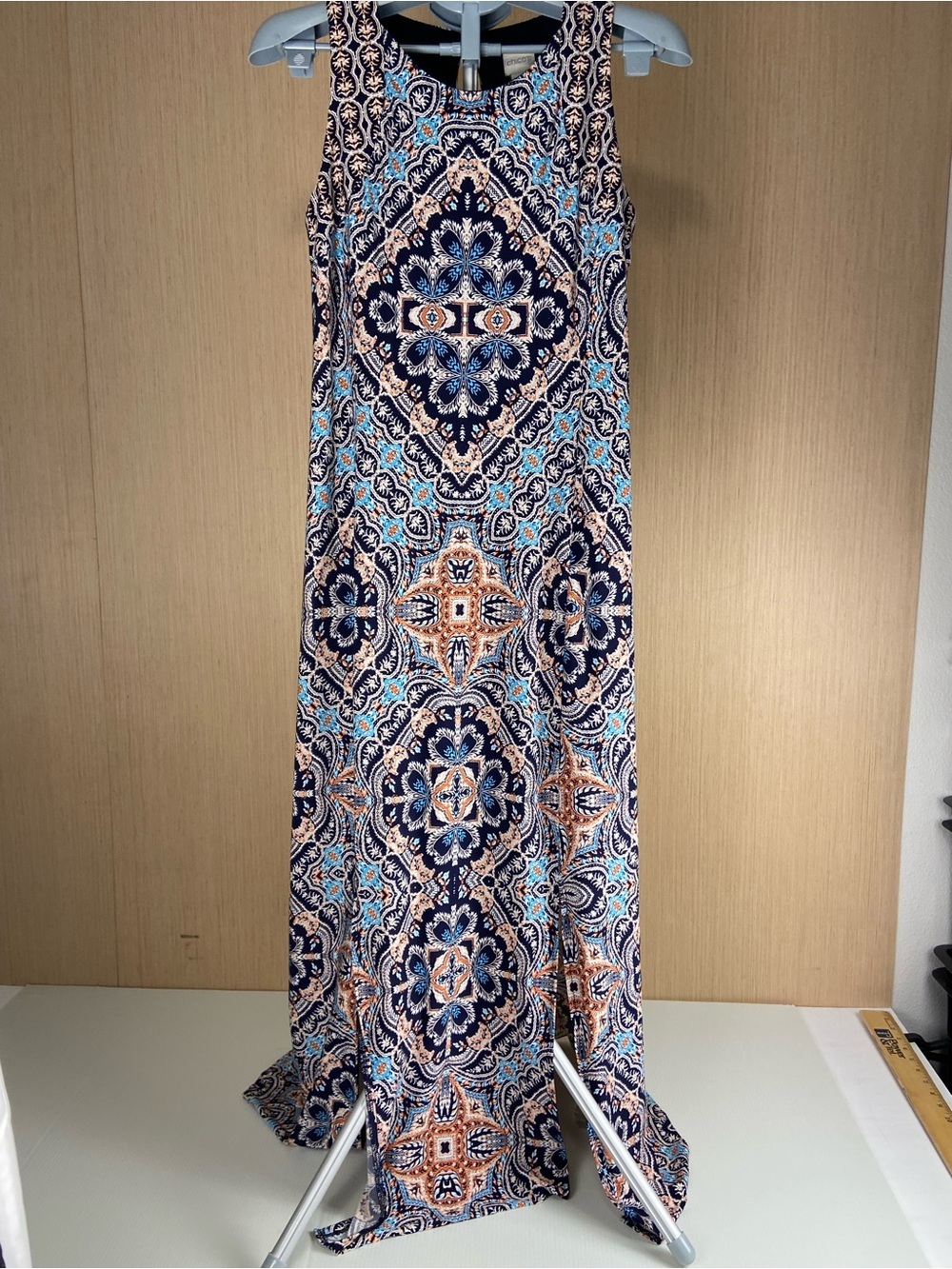 Chico’s Size 1 Navy Medallion Print Sleeveless Maxi Dress Boho